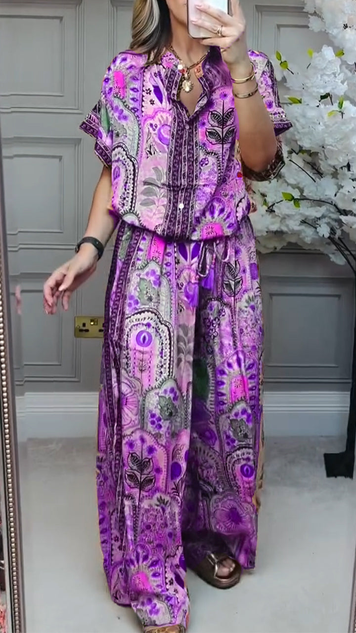 Kostym t-shirt med rund hals och tryck