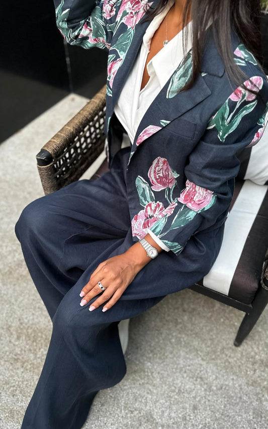 Set med mönstrad blazer och vida byxor