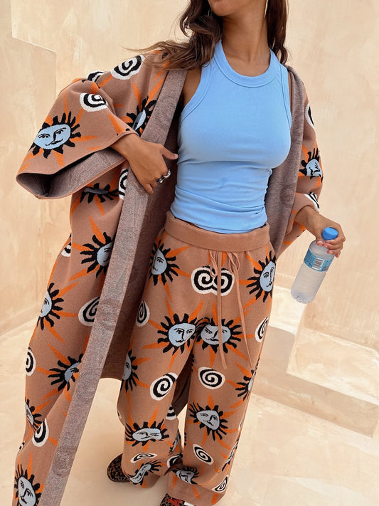 Stickad tröja med lång ärm, tryckt med sol