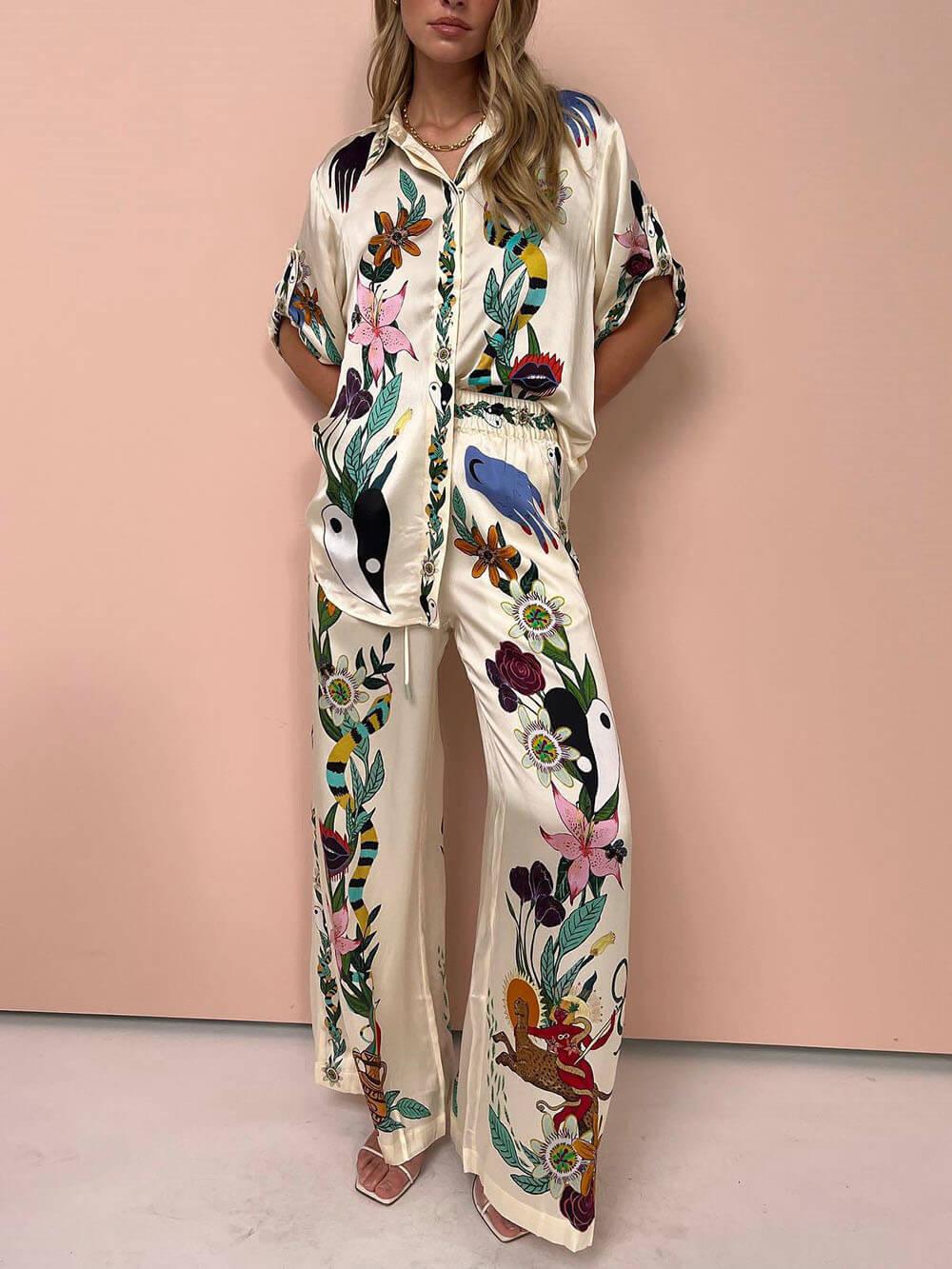 Bluză Oversized cu Buton și Print Unic din Satin cu O Notă Modernă și Sofisticată