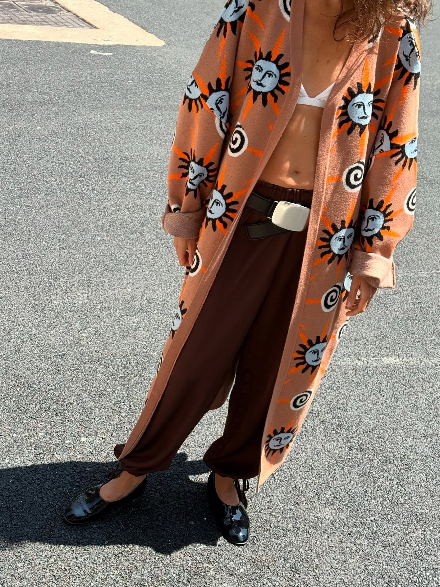 Stickad tröja med lång ärm, tryckt med sol