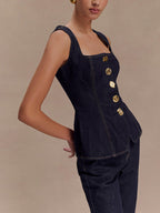 Top din denim cu nasturi + blugi drepți