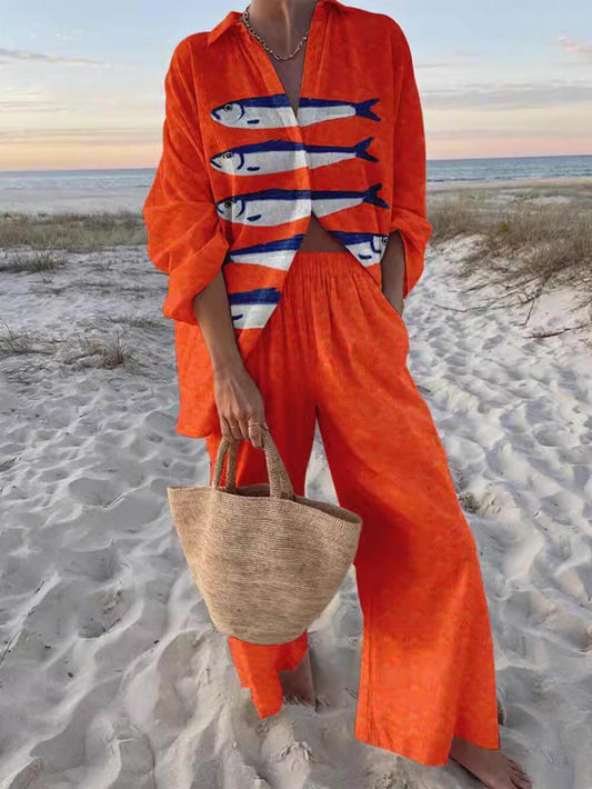 Set med oversized skjorta med casual tryck och vida byxor