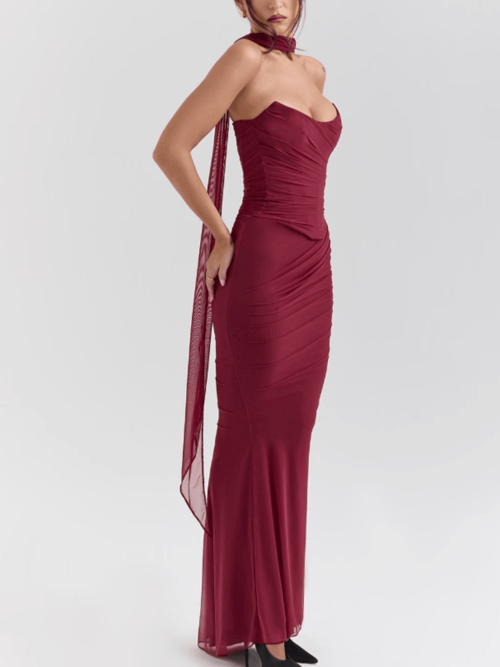 Bystkorsett utan axelband Cabernet med scarf runt halsen