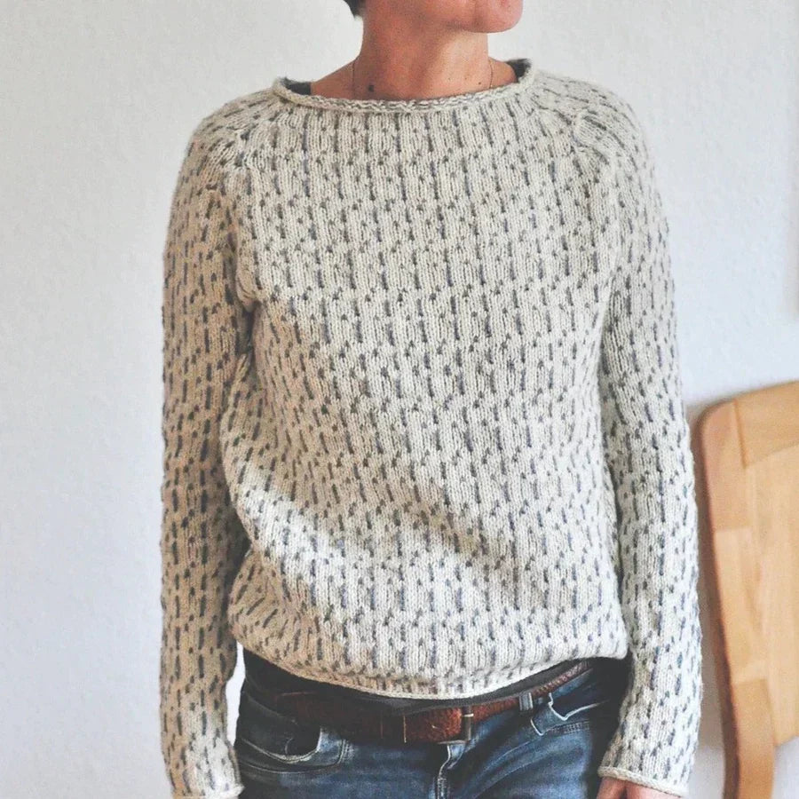 Victoria | Pulover gri elegant cu decolteu tip U