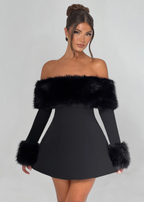 Serena | Rochie mini fără umeri cu mâneci din blană