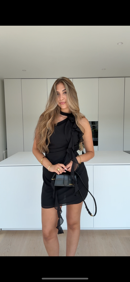 SVART VOLANGKLÄDSEL