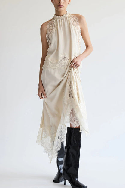 Set med plisserad spetskrage + kjol med ojämna slitsar