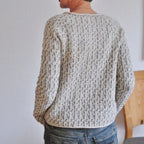 Victoria | Pulover gri elegant cu decolteu tip U