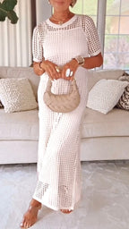 Rochie Elegantă cu Gât Bărcuță, Ușoară și Aerisită, din Două Piese