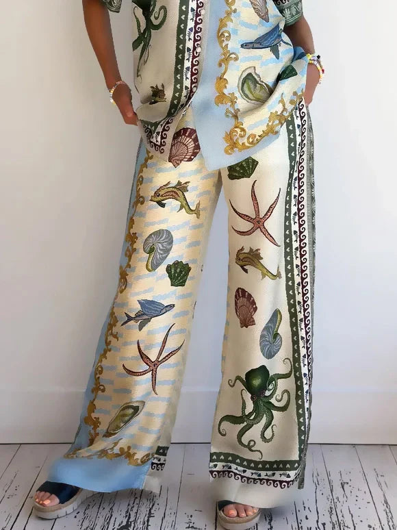 Set med skjorta och byxor med unik blommönster från havets djup