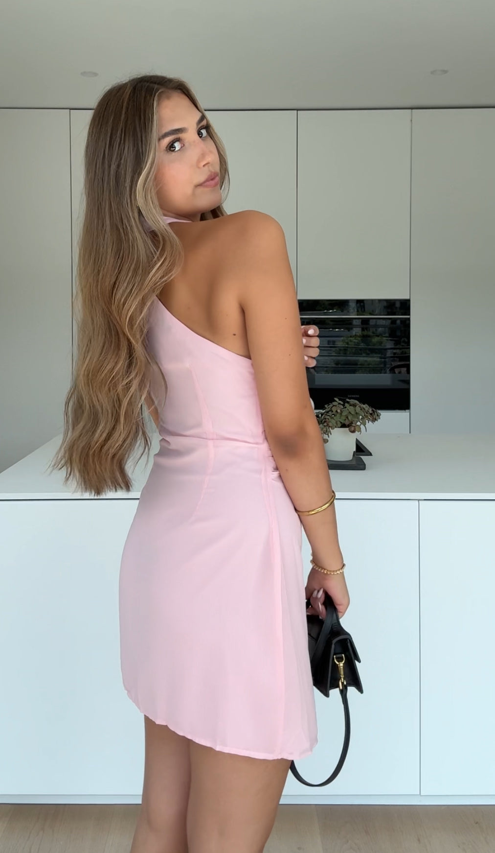 ROSA VOLANGKLÄNNING