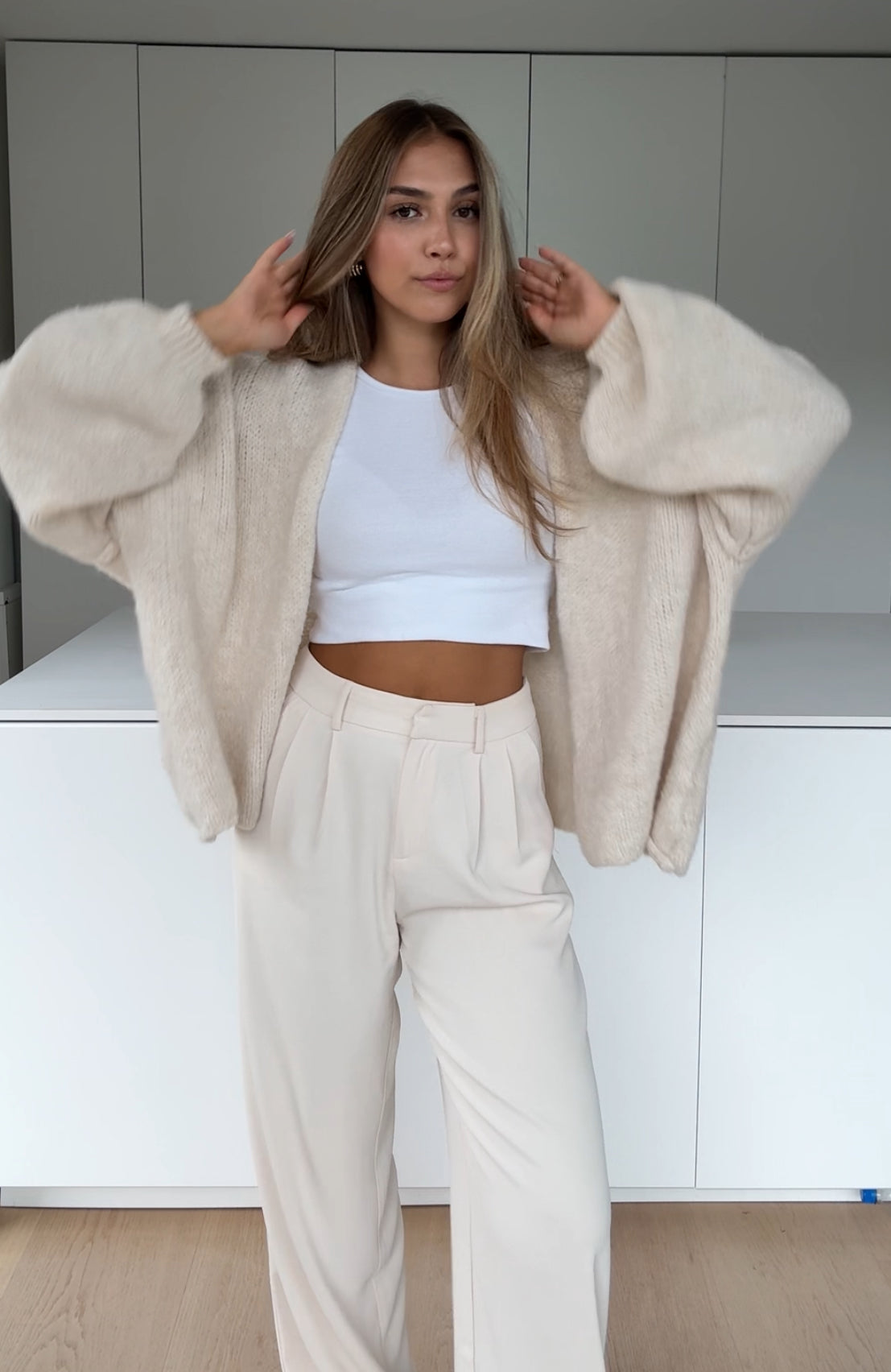 CARDIGAN CLASIC PUFOASĂ VANILIE
