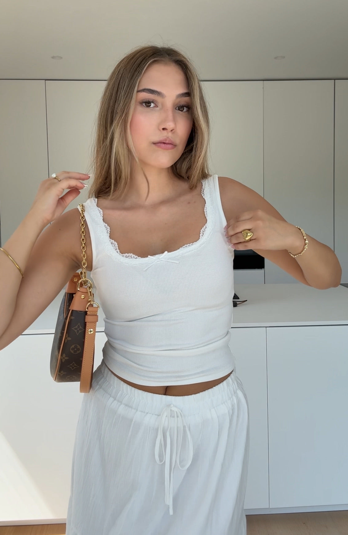 TOP LACE DE BAZĂ COCOS