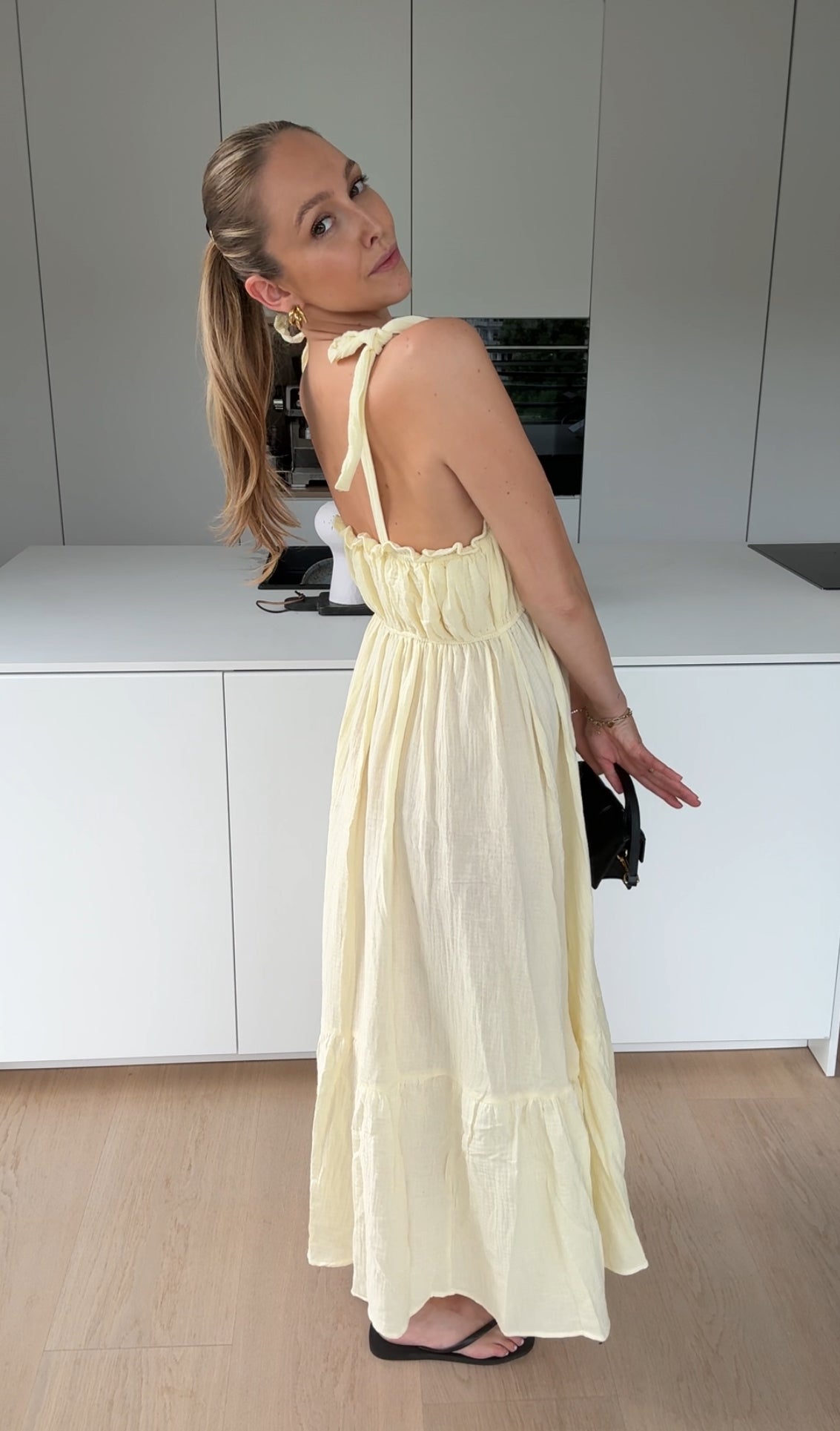 MAXI WAFLEKLÄNNING MED CITRONOLJA