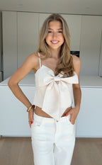 TOP SATIN CU FUNDĂ CREM