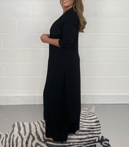 Set med lång casual skjorta i två delar och matchande byxor