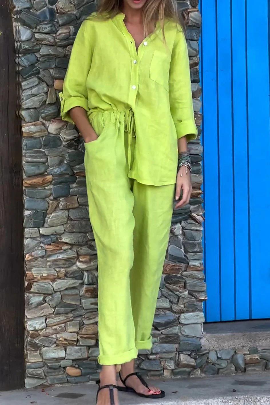 Set din două piese din bumbac și in, cu cămașă și pantaloni, de culoare solidă, cu decolteu în V