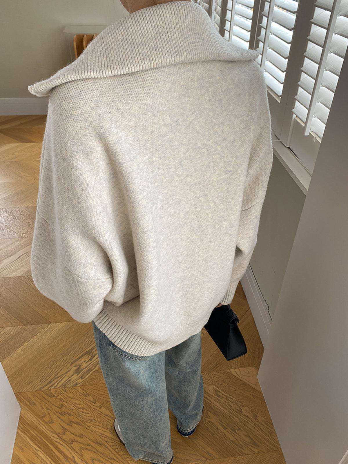 Oversized Cardigan med Ljus Krage