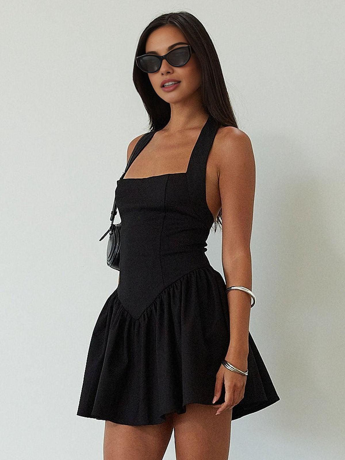 Kort klänning med korsett och halterneck-panel