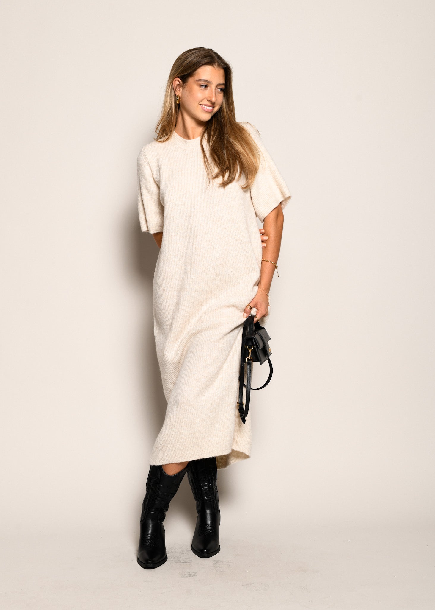 ROCHIE TRICOTATĂ CREM
