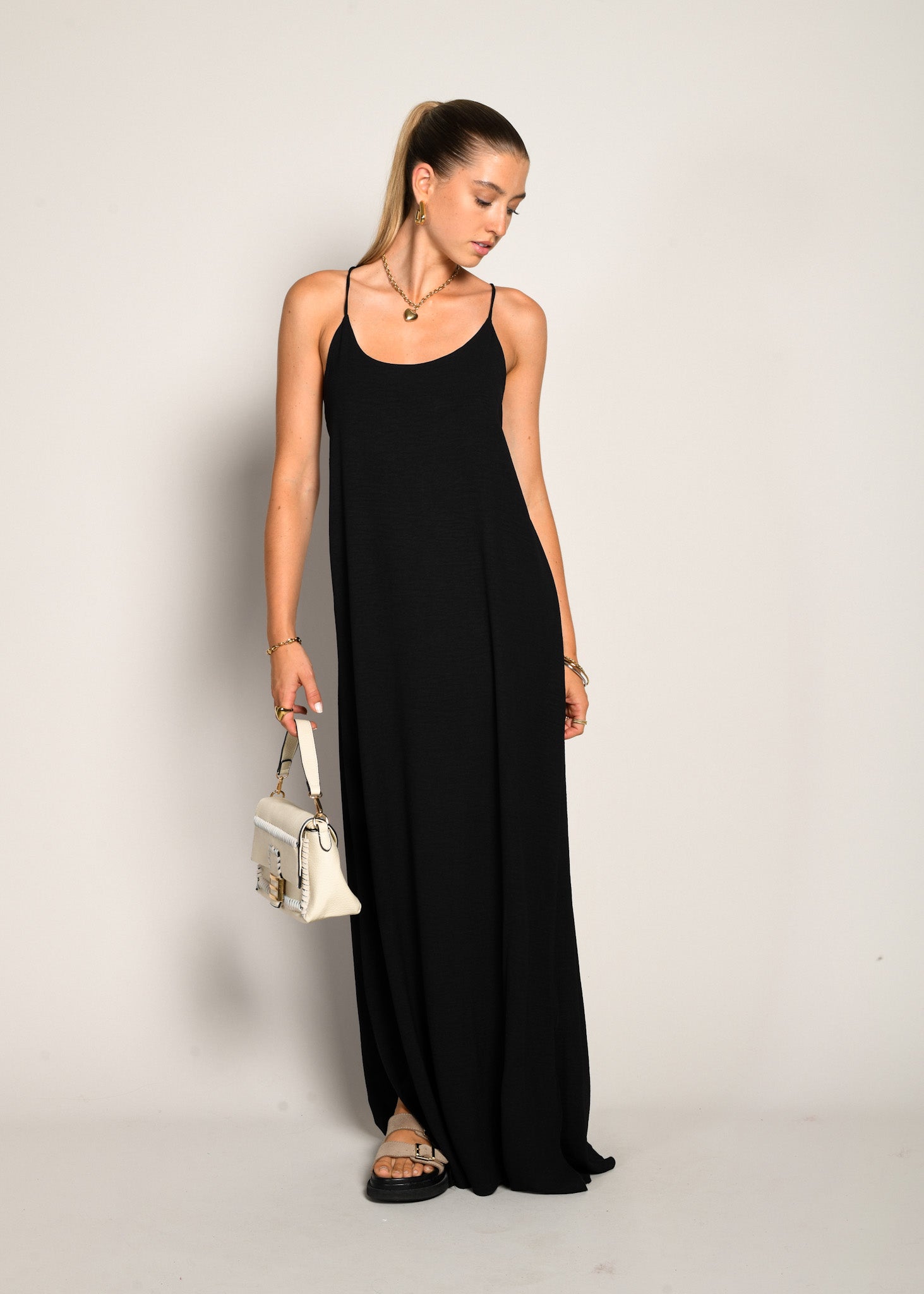 ROCHIE MAXI SIMPLĂ NEAGRĂ
