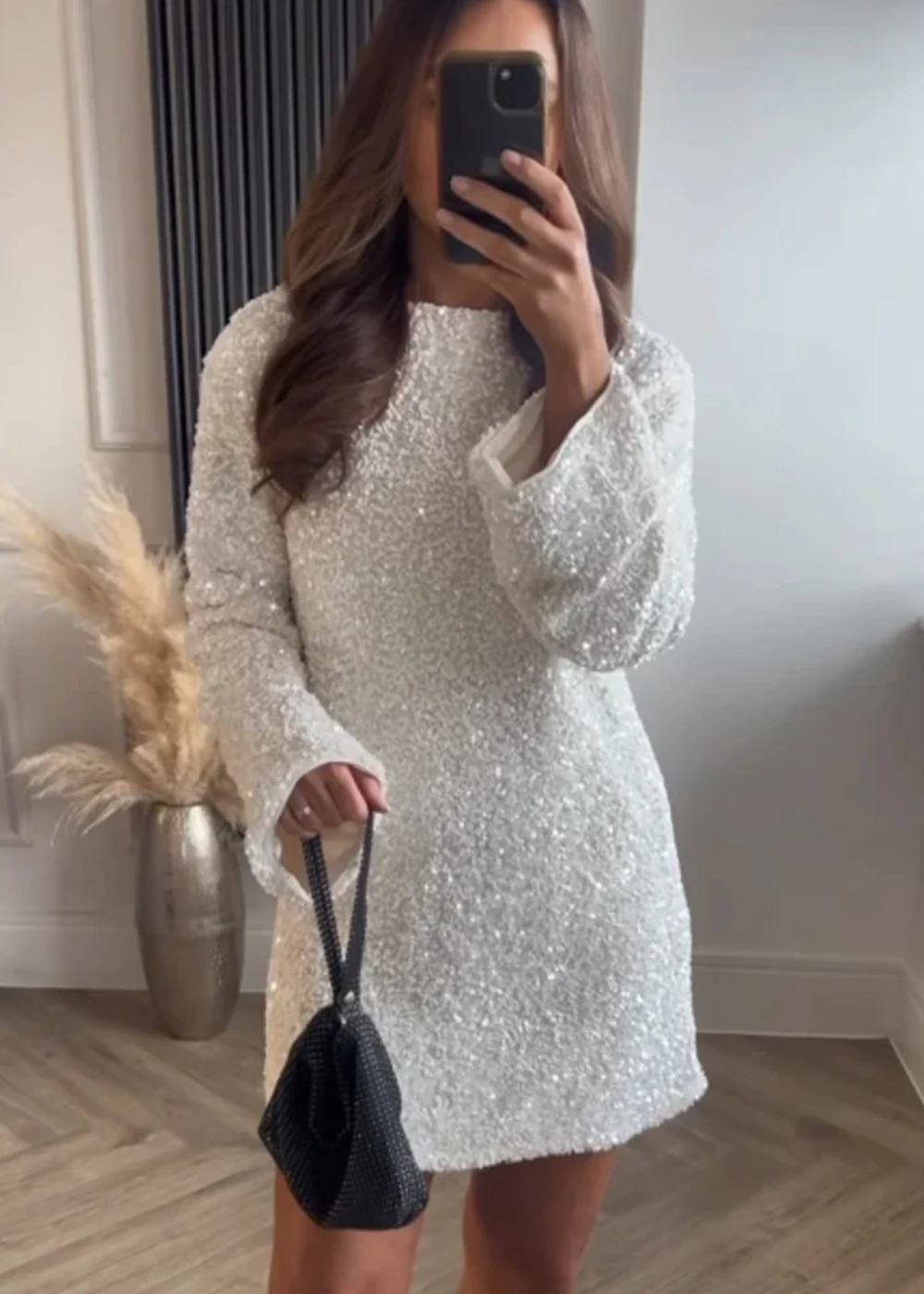 Chloe | Rochie mini texturată cu fundiță