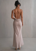 Delilah | Rochie Maxi cu Spate Floral