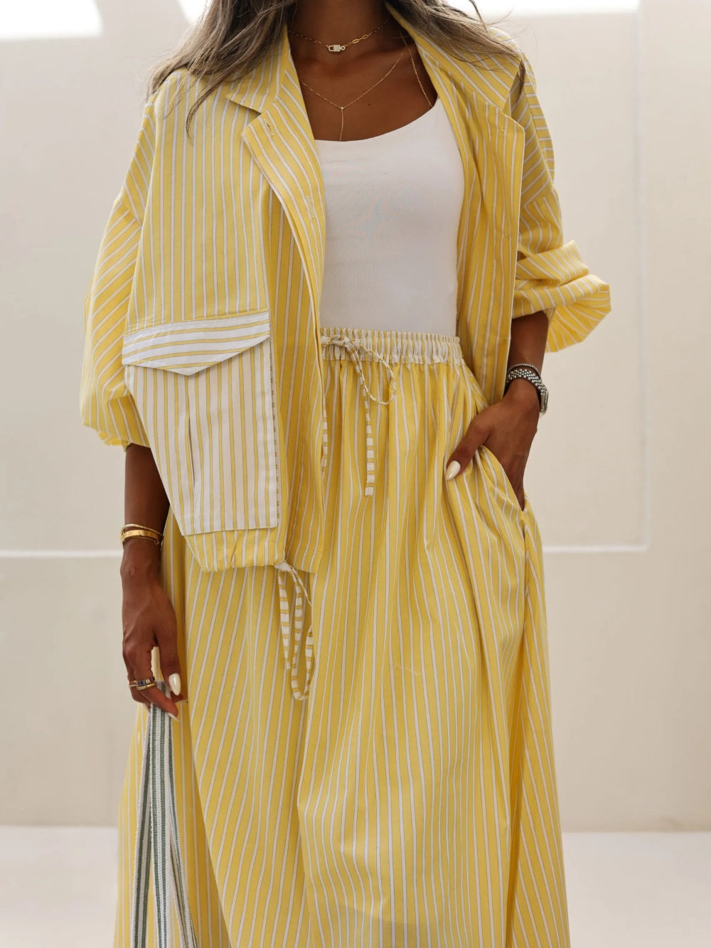 Set casual cu dungi galbene