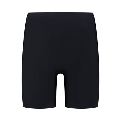 Kort modellande shorts med urklippt rygg Svart LBMWSH