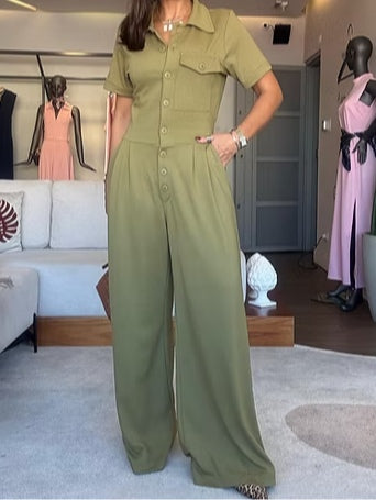 Overall med krage och korta ärmar