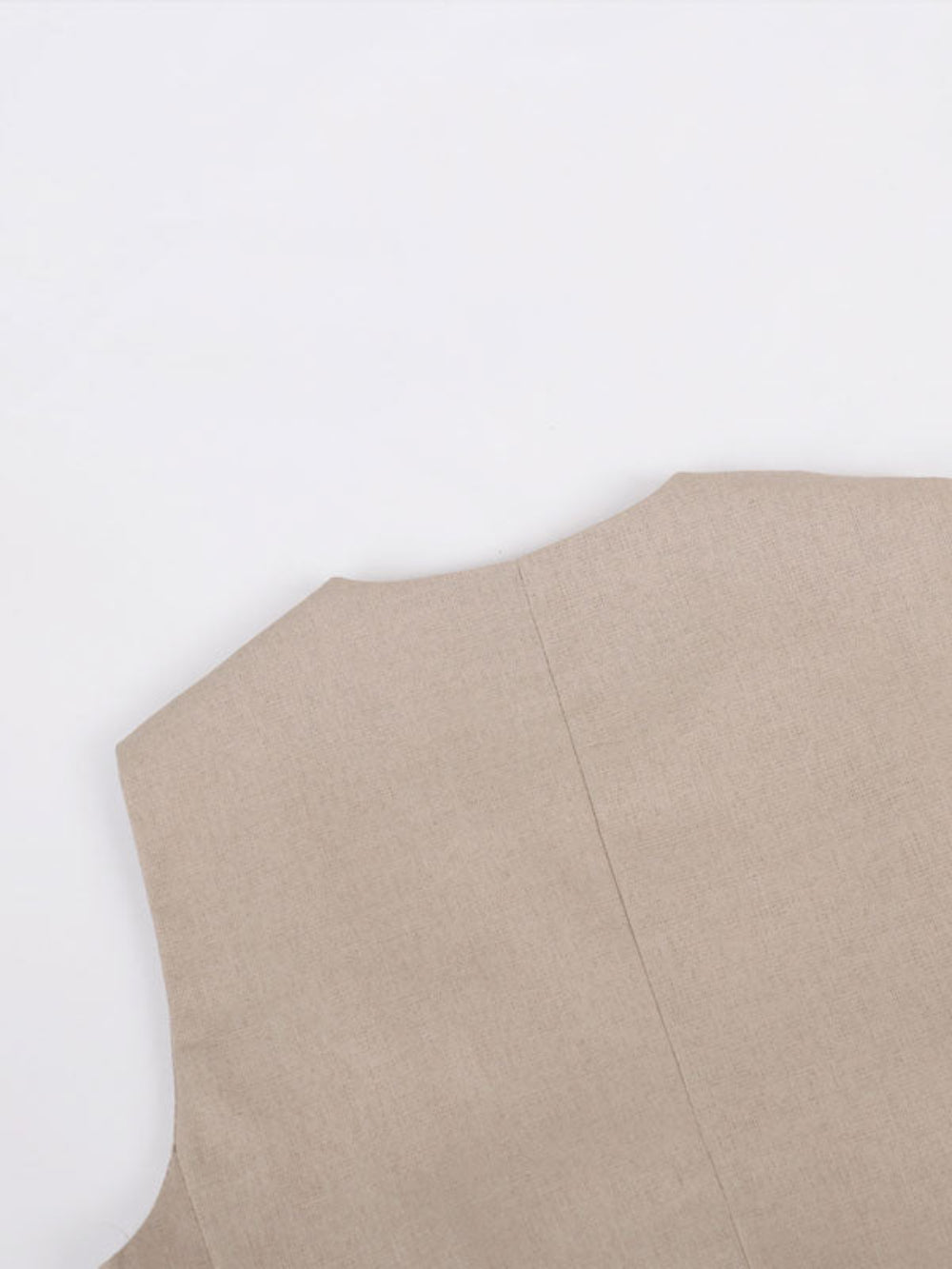 Breda byxor i bomull och lin, med veck, med klassisk V-ringning