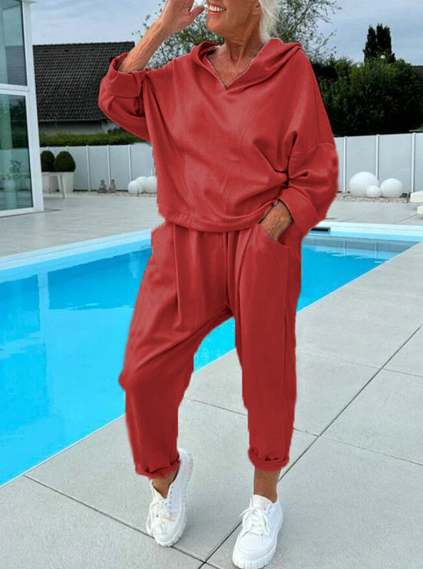 RICHELLE | SET PULOVER CU CAPUȘĂ ȘI PANTALONI DE JOGGING