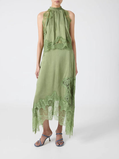 Set med plisserad spetskrage + kjol med ojämna slitsar