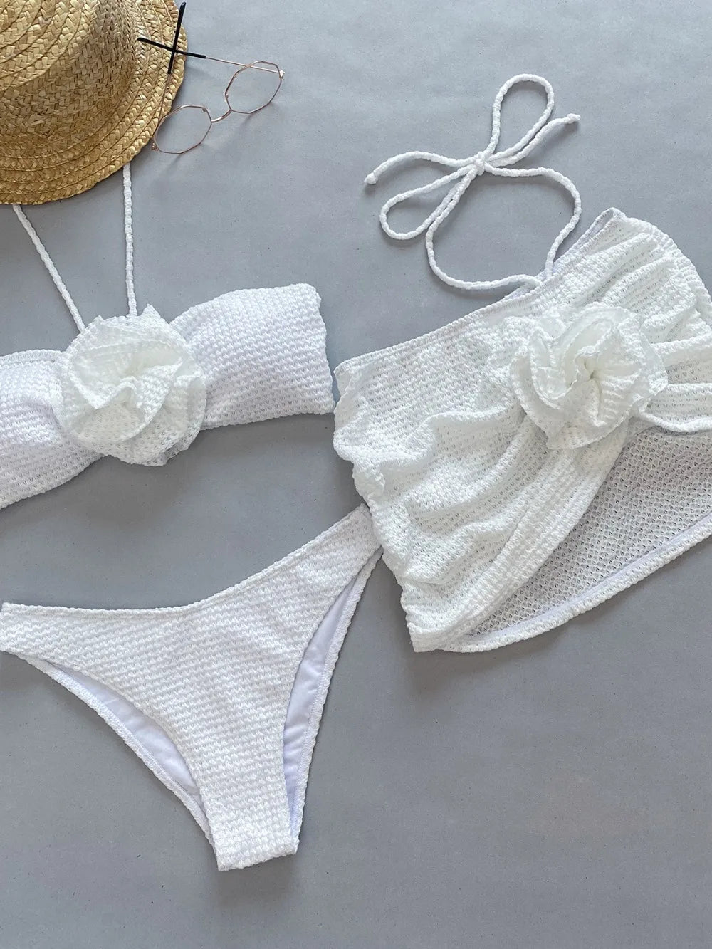 Emma | Costum de baie cu trandafiri albi