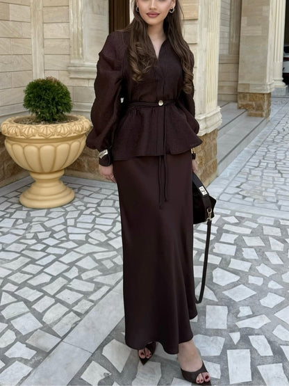 Set med volangärmar och plisserad kjol