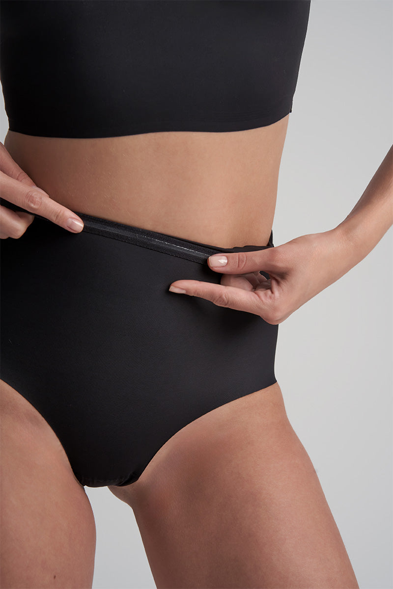 Formande trosor Svart Sculpting SCPMWB