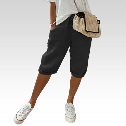 Martha | Bekväma shorts med vriden fåll