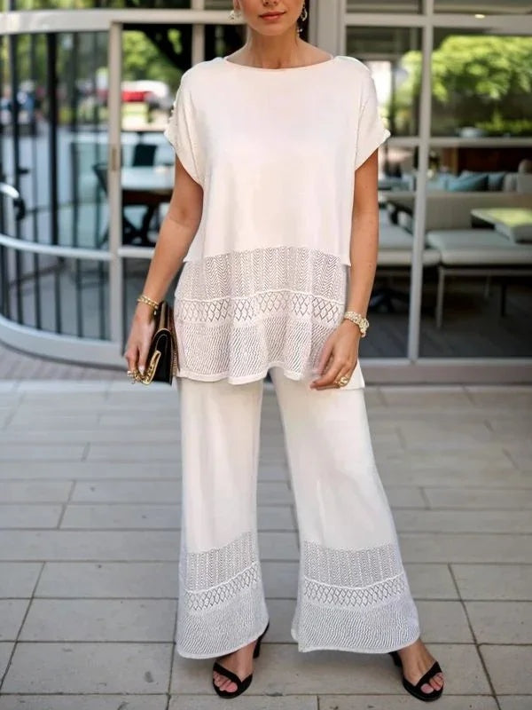Set bluză cu guler rotund și mâneci scurte și pantaloni cu croială largă