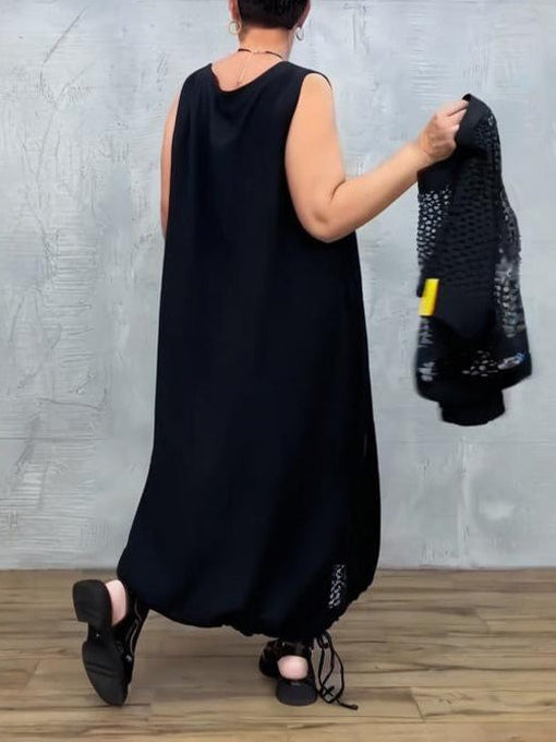 Klänning utan ärmar i svart mesh och matchande överdrag