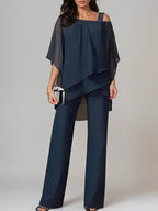 Costum din chiffon asimetric cu umeri goi