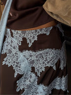 Costum Elegant cu Top din Dantelă Maro și Albastru + Fustă
