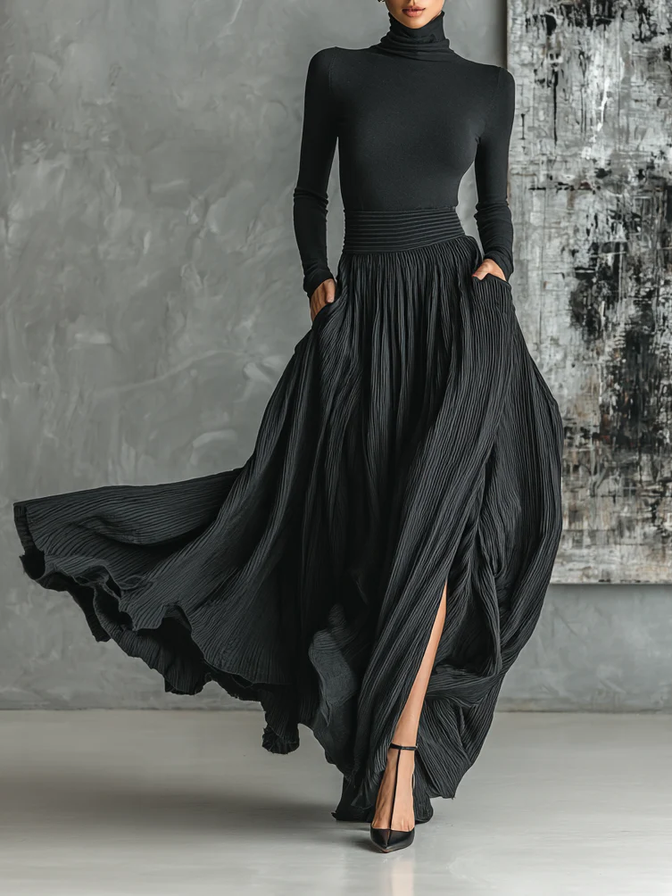 Set Fustă Plisată și Tricou cu Guler Înalt Negru pentru Femei