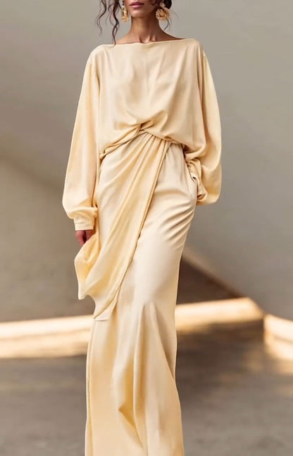 Beige Set med Långärmad Top och Kjol