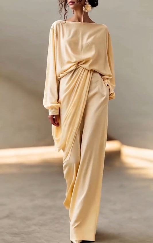 Beige Set med Långärmad Top och Kjol