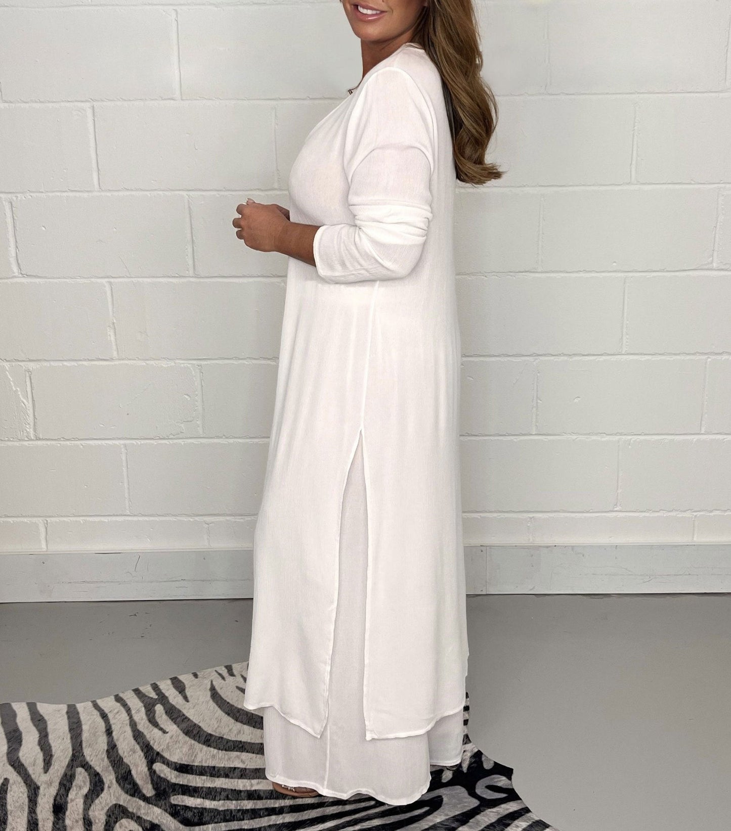 Set med lång casual skjorta i två delar och matchande byxor