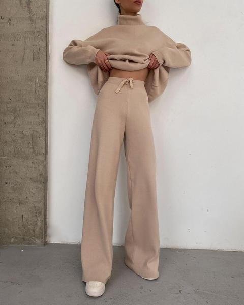 Costum casual tricotat, de culoare solidă