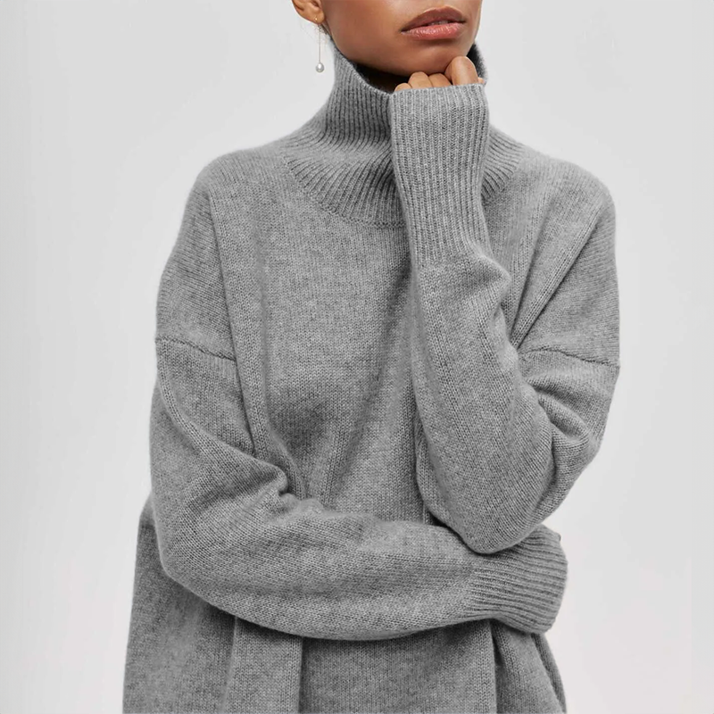 Amelia | Elegant pullover med hög krage i stickat