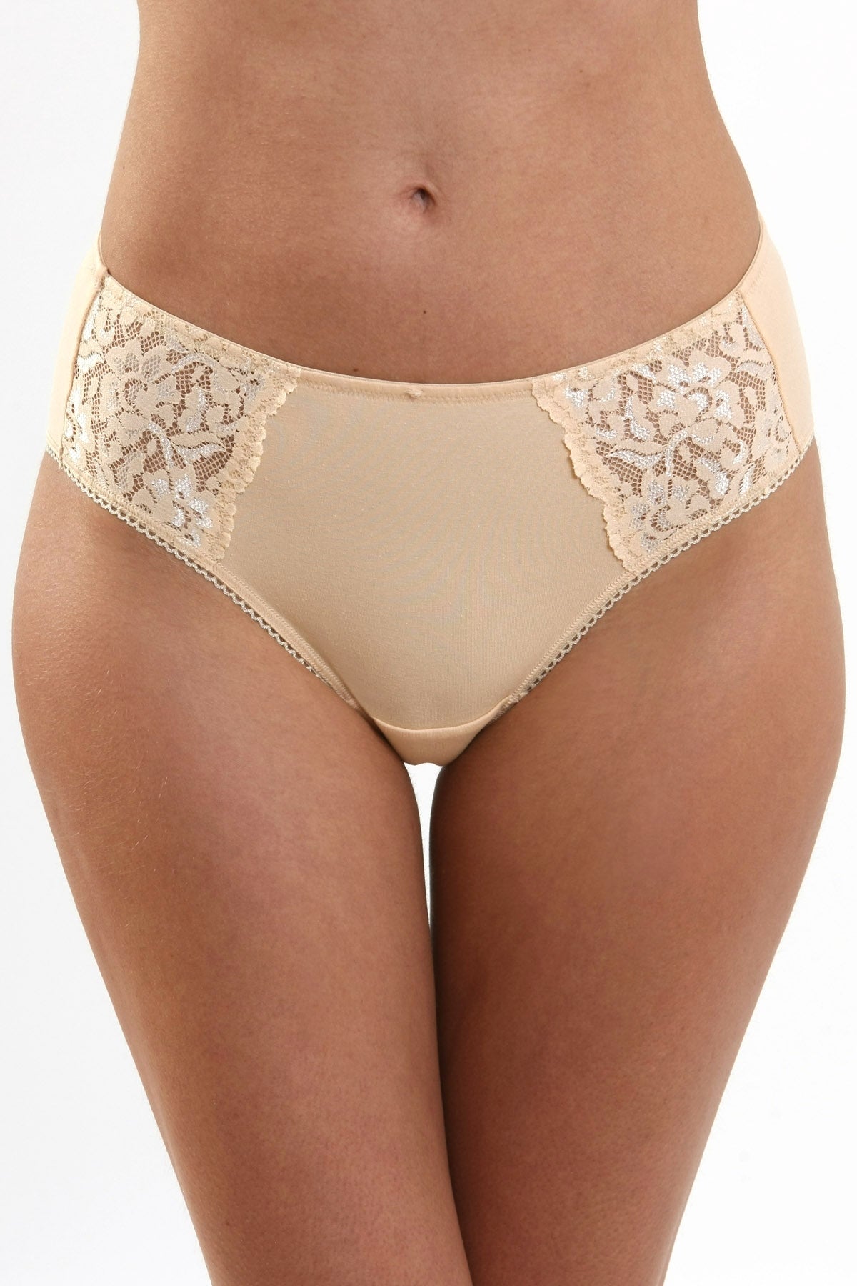 Klassisk bomullstrosa med spets Fiona S1188