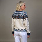 Julie | Vintage Isländsk Stickad Kofta